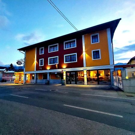 Gasthof Zentral Feistritz an der Drau Bagian luar foto