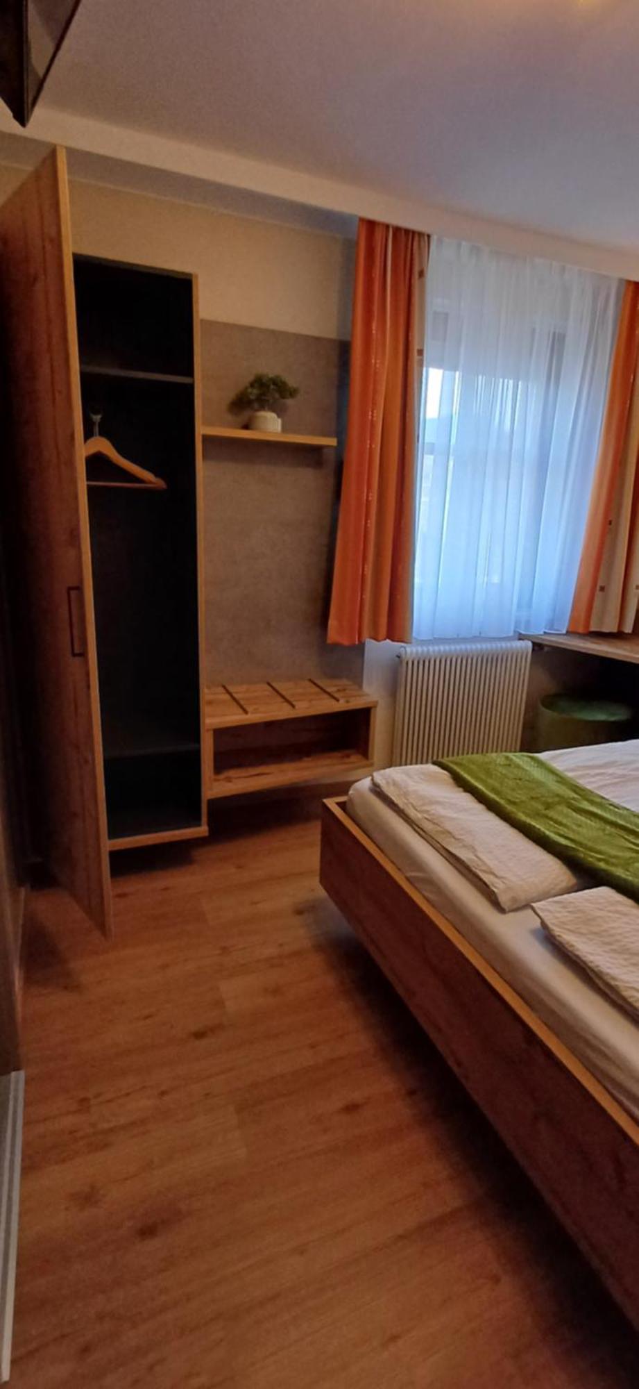Gasthof Zentral Feistritz an der Drau Bagian luar foto