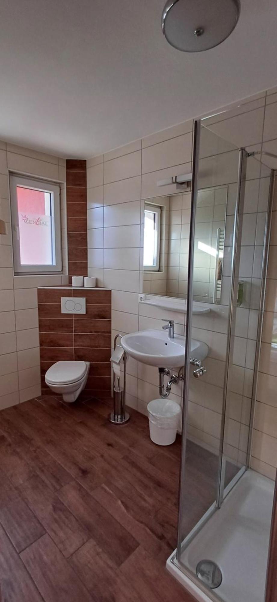 Gasthof Zentral Feistritz an der Drau Bagian luar foto